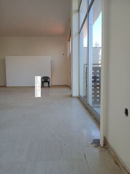 Store 240 sqm for rent