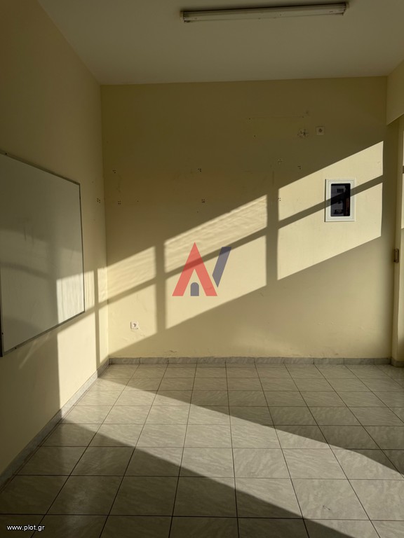 Γραφείο 57 τ.μ. προς ενοικίαση, Αθήνα - Νότια Προάστια, Γλυφάδα