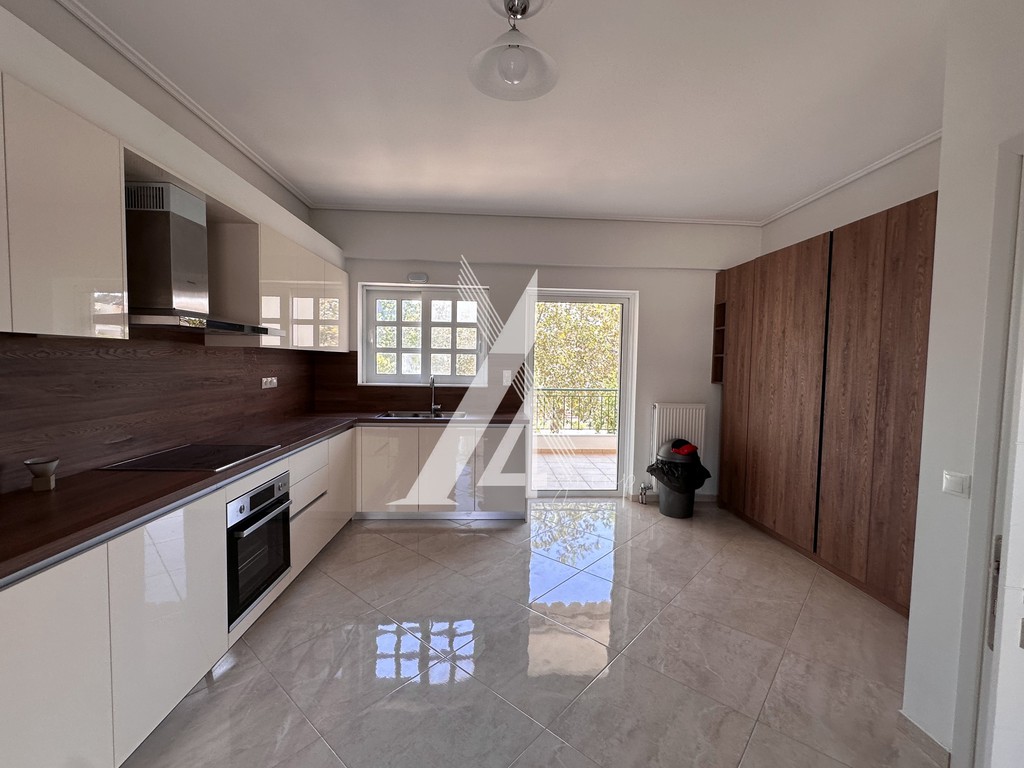 Maisonette 155 sqm for rent, Athens - East, Glika Nera