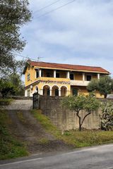 Μονοκατοικία 200 τ.μ. προς πώληση