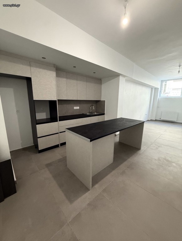 Apartment 75 sqm for sale, Piraeus, Kastella