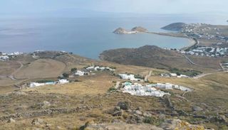 Οικόπεδο 10.700 τ.μ. για πώληση