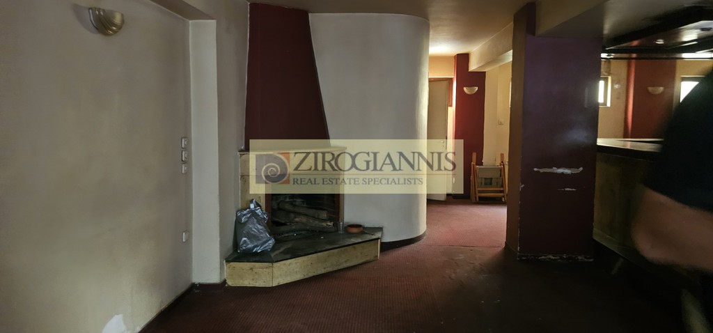 Κατάστημα 330 τ.μ. προς ενοικίαση, Αγ. Μελετίου - Πλ. Βικτωρίας - Μάρνη