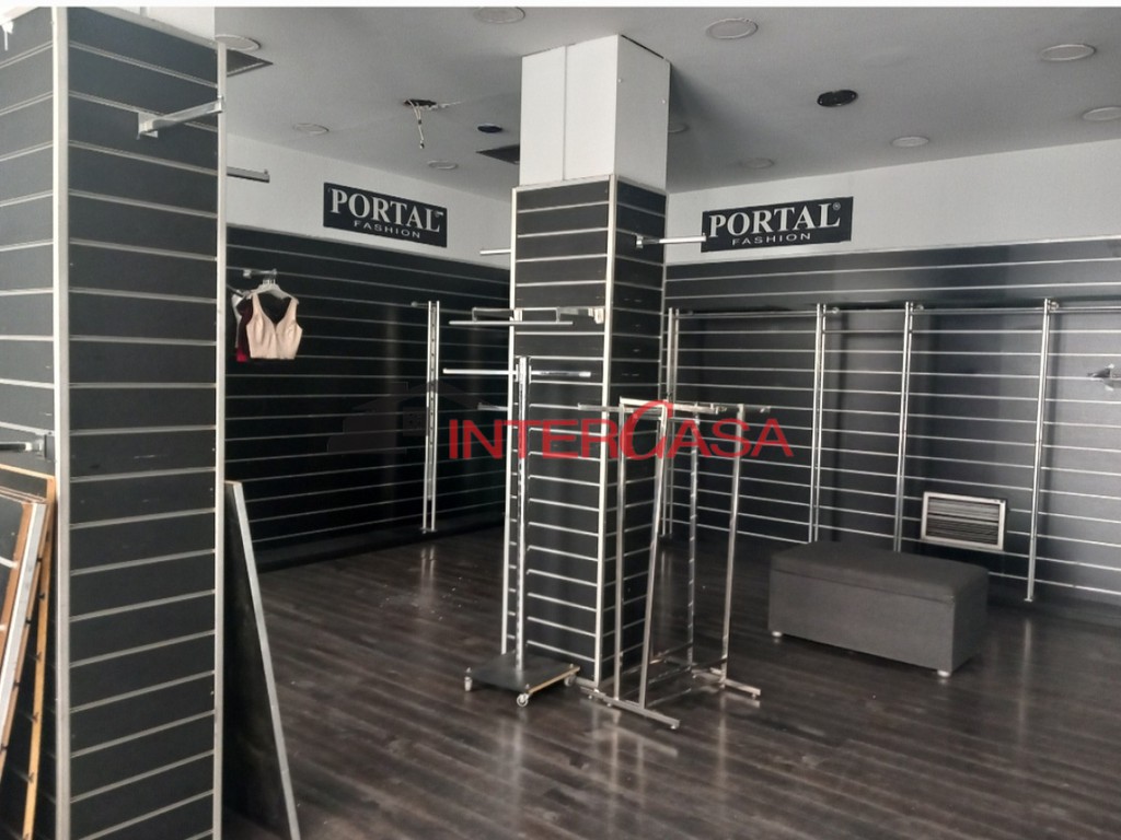 Επιχειρηματικό κτίριο 252 τ.μ. προς πώληση, Αγία Βαρβάρα Δάφνης