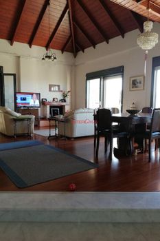 Detached home 265 sqm for sale