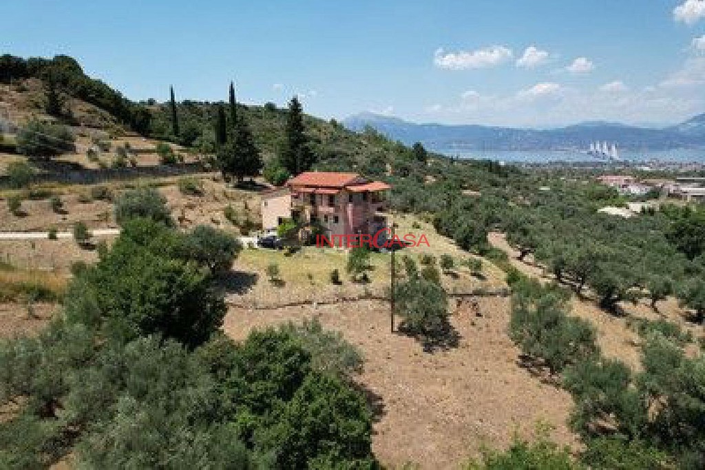 Μονοκατοικία 345 τ.μ. προς πώληση, Κέντρο Πάτρας