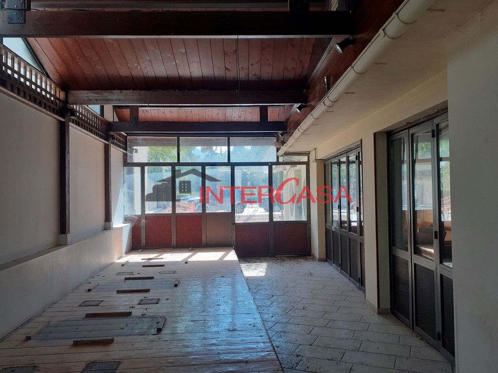 Κατάστημα 375 τ.μ. πρός ενοικίαση, Αθήνα - Βόρεια Προάστια, Κηφισιά