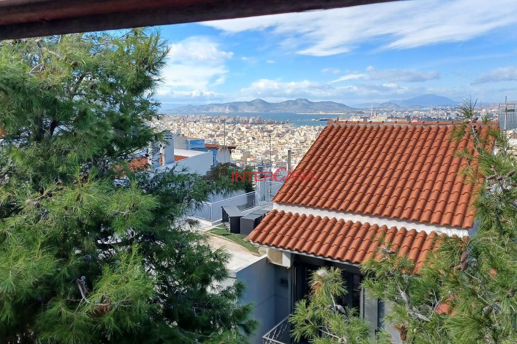 Επιχειρηματικό κτίριο 255 τ.μ. πρός πώληση, Πειραιάς, Καστέλλα