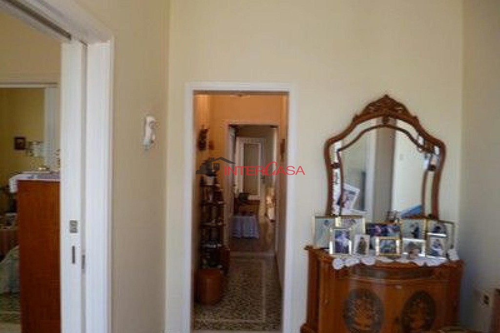 Μονοκατοικία 260 τ.μ. πρός πώληση, Πειραιάς, Αγία Σοφία