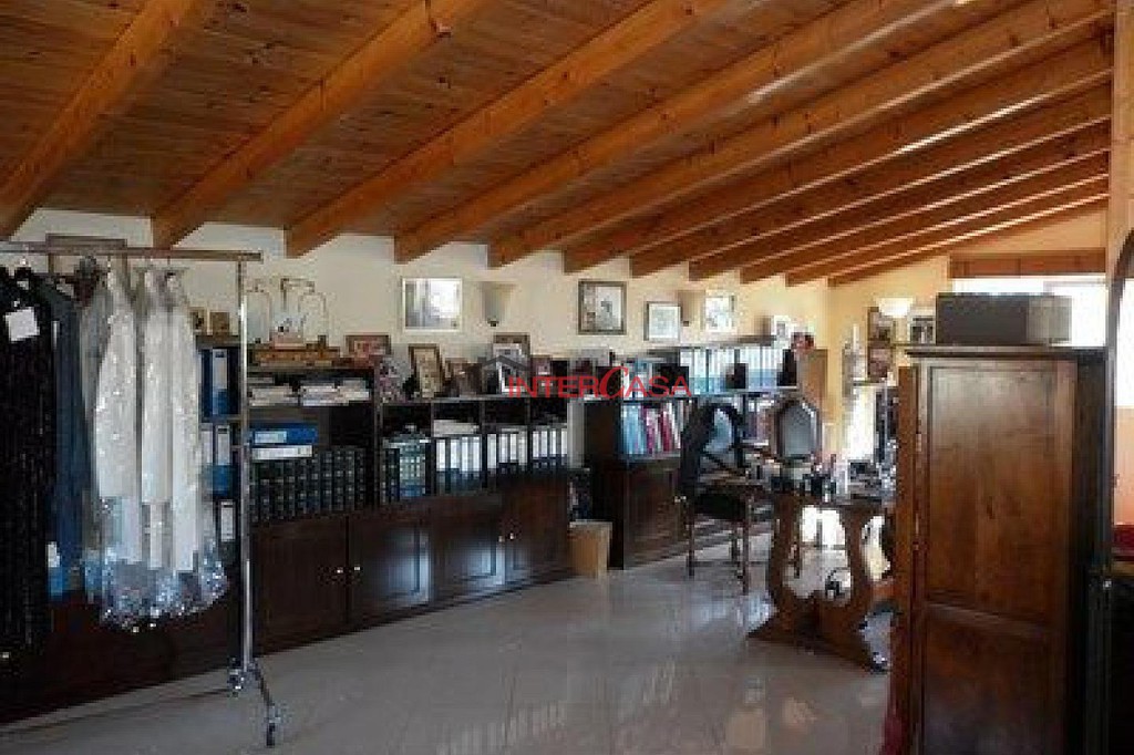 Κτίριο 550 τ.μ. προς πώληση, Κέντρο Χαλανδρίου