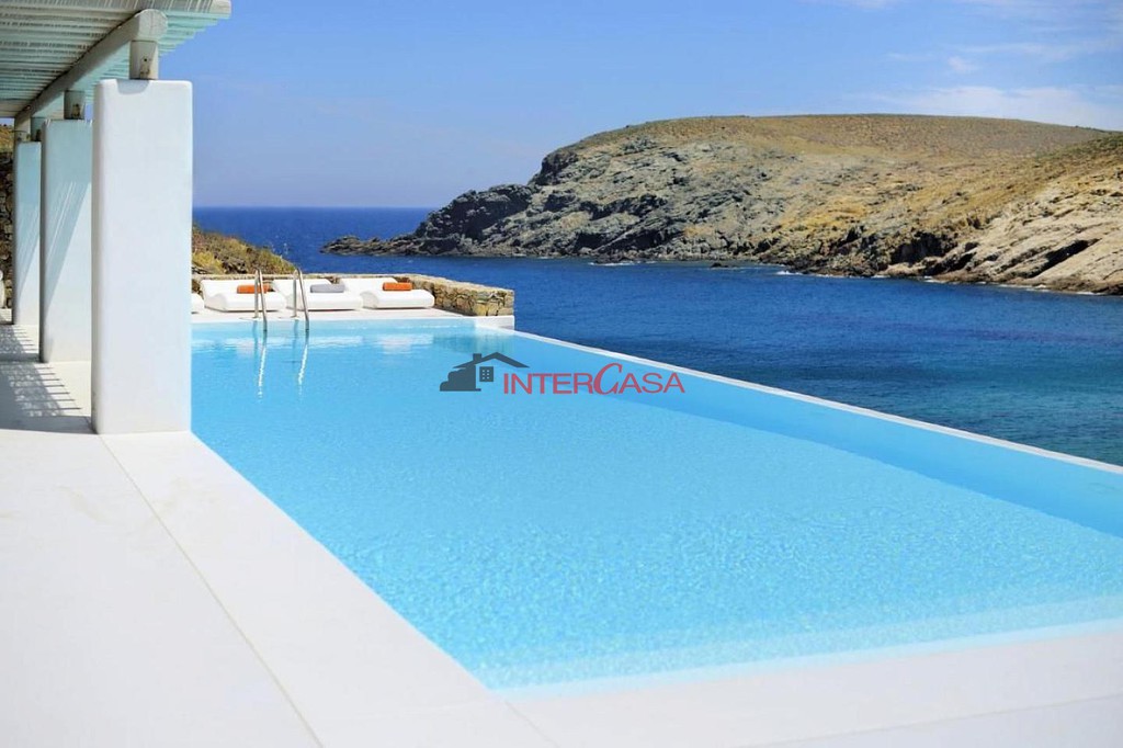 Βίλλα 500 τ.μ. προς πώληση, Φτελιάς