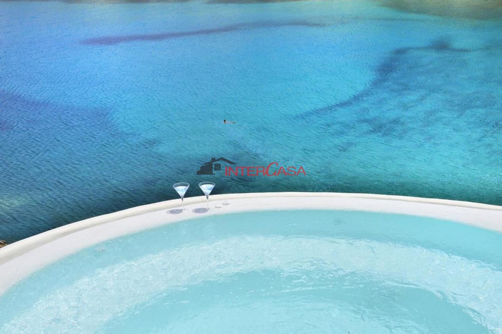 Βίλλα 500 τ.μ. προς πώληση, Φτελιάς