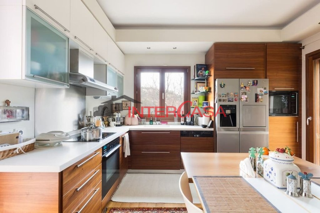 Μεζονέτα 225 τ.μ. πρός ενοικίαση, Αθήνα - Βόρεια Προάστια, Πεντέλη