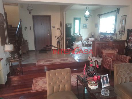 Detached home 351 sqm for sale