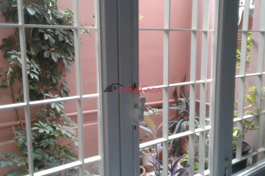 Επιχειρηματικό κτίριο 402 τ.μ. προς πώληση, Σύνταγμα