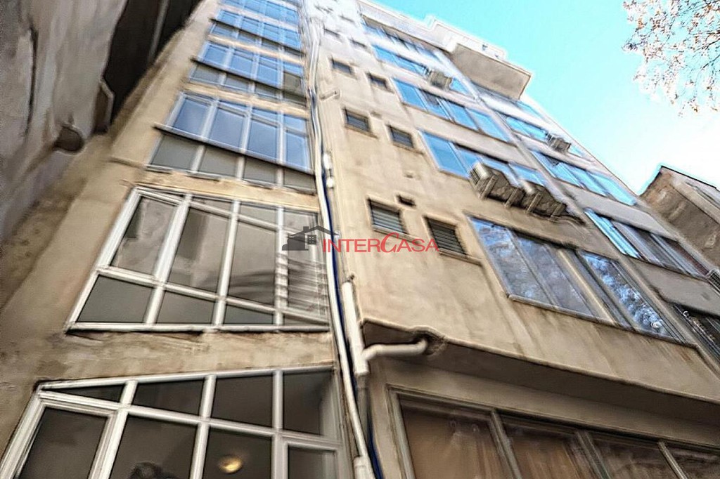 Επιχειρηματικό κτίριο 1.600 τ.μ. προς πώληση, Άγιος Παντελεήμονας Αθήνας