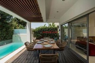 Maisonette 250 sqm for rent