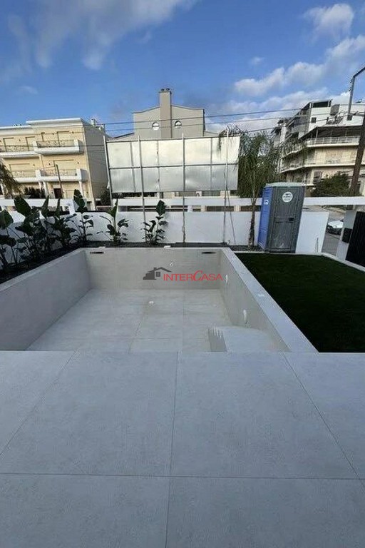 Μονοκατοικία 433 τ.μ. προς πώληση, Βάρκιζα