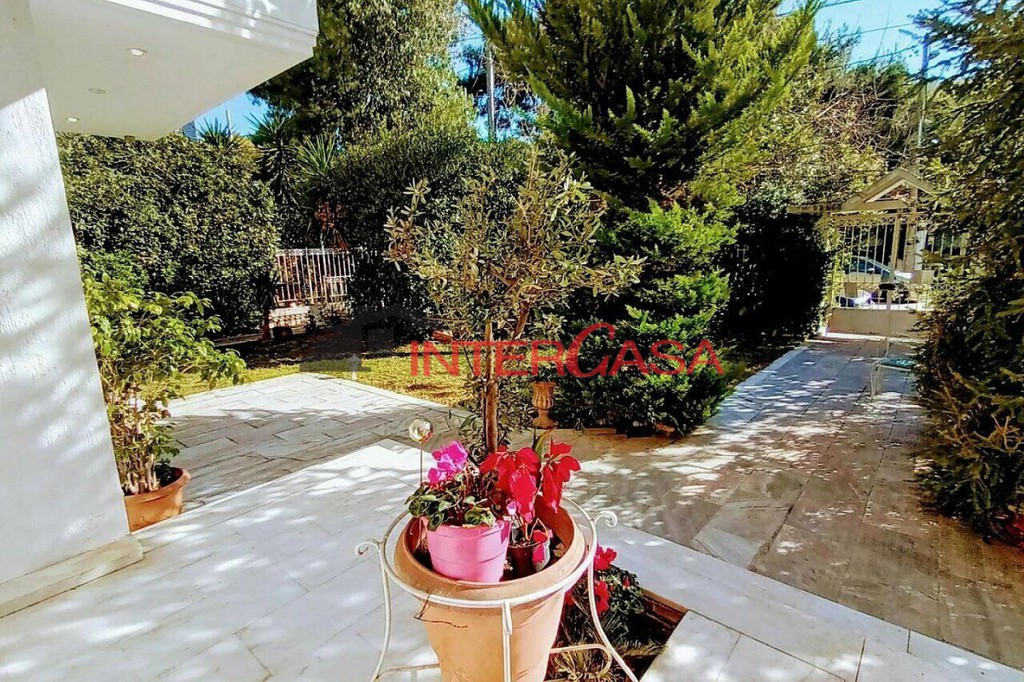 Μεζονέτα 385 τ.μ. πρός ενοικίαση, Αθήνα - Βόρεια Προάστια, Κηφισιά