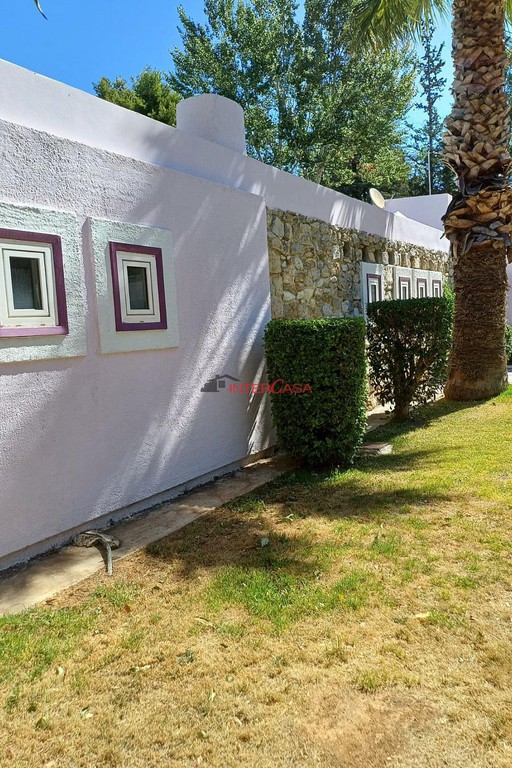 Βίλλα 400 τ.μ. πρός ενοικίαση, Αθήνα - Βόρεια Προάστια, Κηφισιά