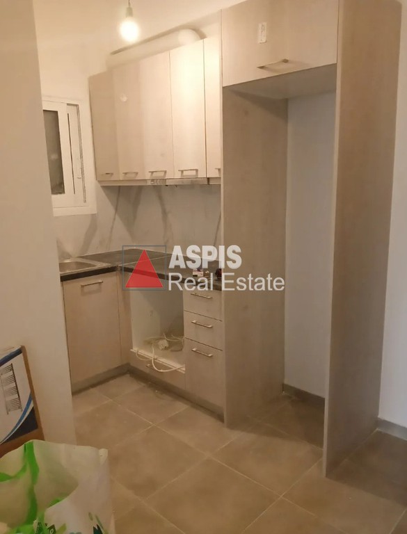 Studio / γκαρσονιέρα 30 τ.μ. προς ενοικίαση, Πλατεία Αττικής