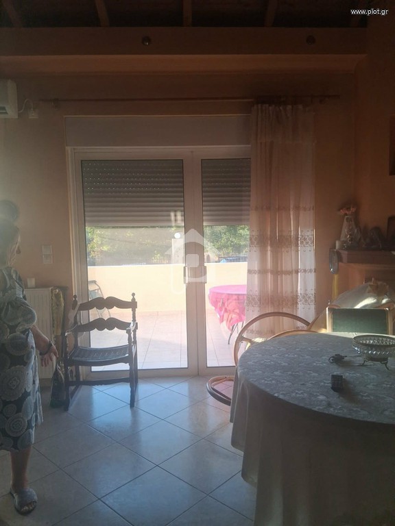 Μονοκατοικία 750 τ.μ. προς πώληση, Οξύλιθος