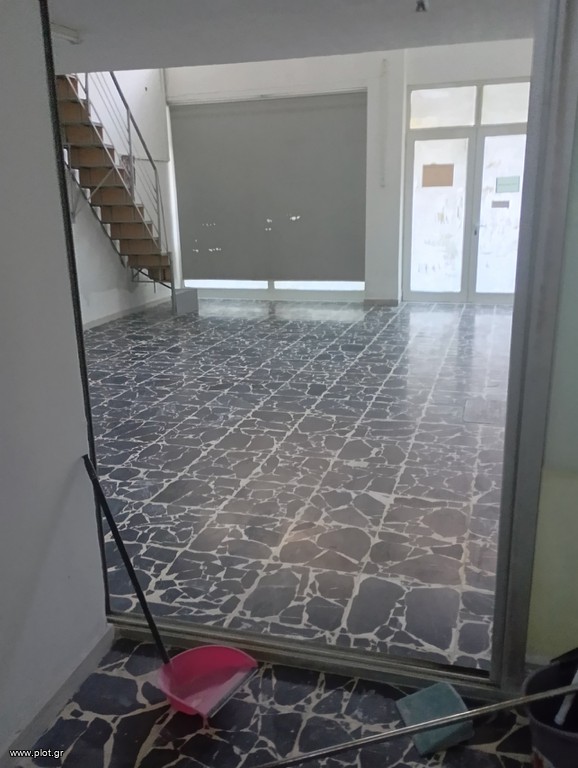 Κατάστημα 104 τ.μ. πρός ενοικίαση, Πειραιάς, Πειραιάς - Κέντρο