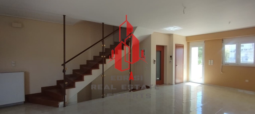 Μεζονέτα 240 τ.μ. πρός ενοικίαση, Αθήνα - Βόρεια Προάστια, Χαλάνδρι