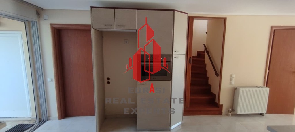Μεζονέτα 240 τ.μ. πρός ενοικίαση, Αθήνα - Βόρεια Προάστια, Χαλάνδρι