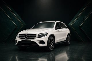 Mercedes-Benz GLC 350 2019 Amg line 320hp automatic