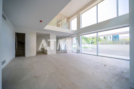 Maisonette 304,31 sqm for rent