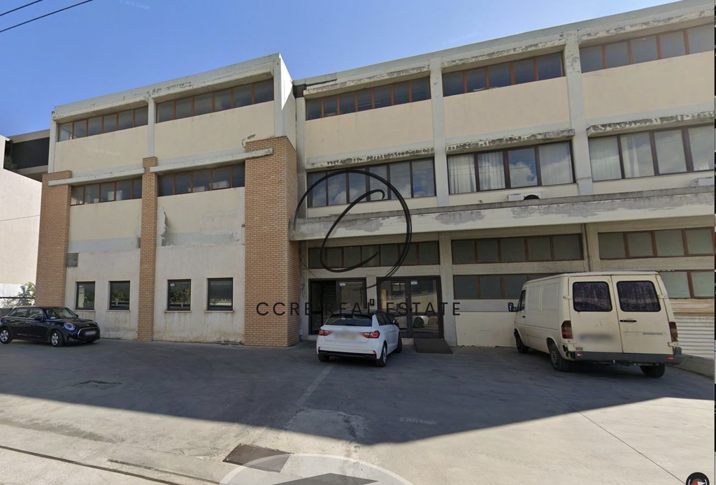 Βιομηχανικός χώρος 2.800 τ.μ. πρός ενοικίαση, Αθήνα - Βόρεια Προάστια, Κηφισιά