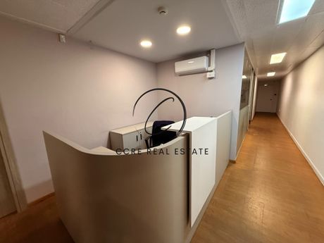Office 453 sqm for rent