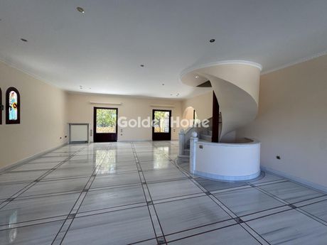 Μονοκατοικία 335 τ.μ. προς ενοικίαση