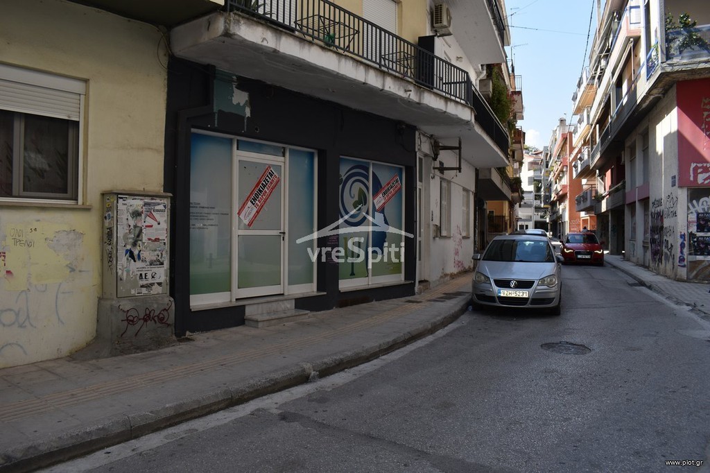 Κατάστημα 28 τ.μ. προς ενοικίαση, Κέντρο Ιωαννίνων
