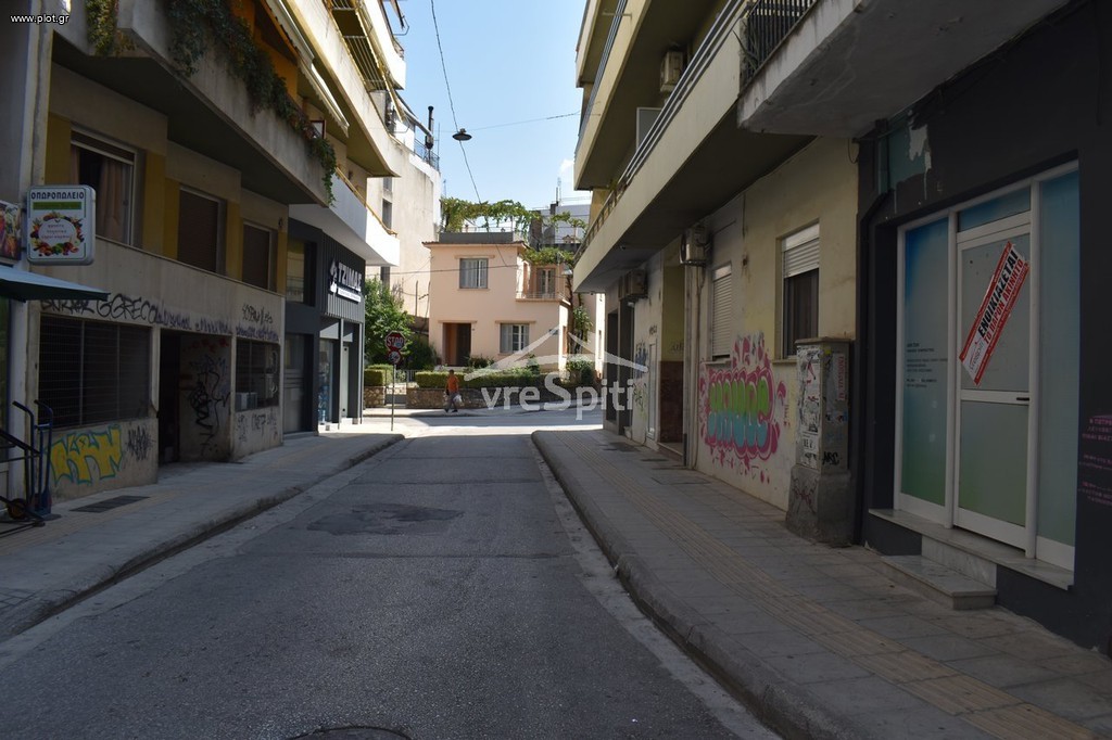 Κατάστημα 28 τ.μ. προς ενοικίαση, Κέντρο Ιωαννίνων