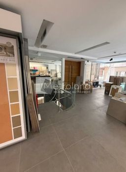 Store 256 sqm for sale