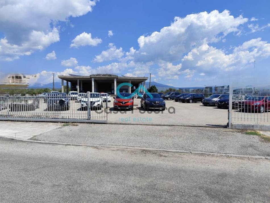 Επιχειρηματικό κτίριο 1.260 τ.μ. πρός πώληση, Αιτωλοακαρνανία, Αγρίνιο