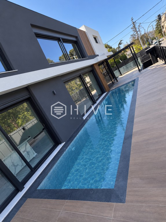 Detached home 400 sqm for rent, Athens - North, Kifisia