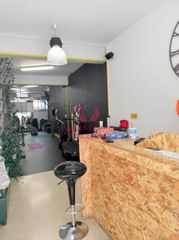 Store 153 sqm for sale