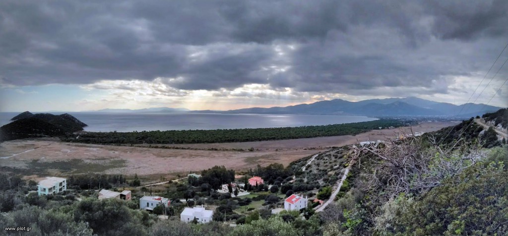 Οικόπεδο 1.120 τ.μ. πρός πώληση, Αθήνα - Ανατολικά Προάστια, Μαραθώνας