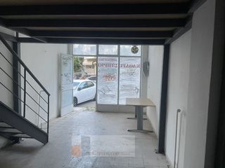Κατάστημα 60 τ.μ. προς πώληση, Χαριλάου-thumb-2