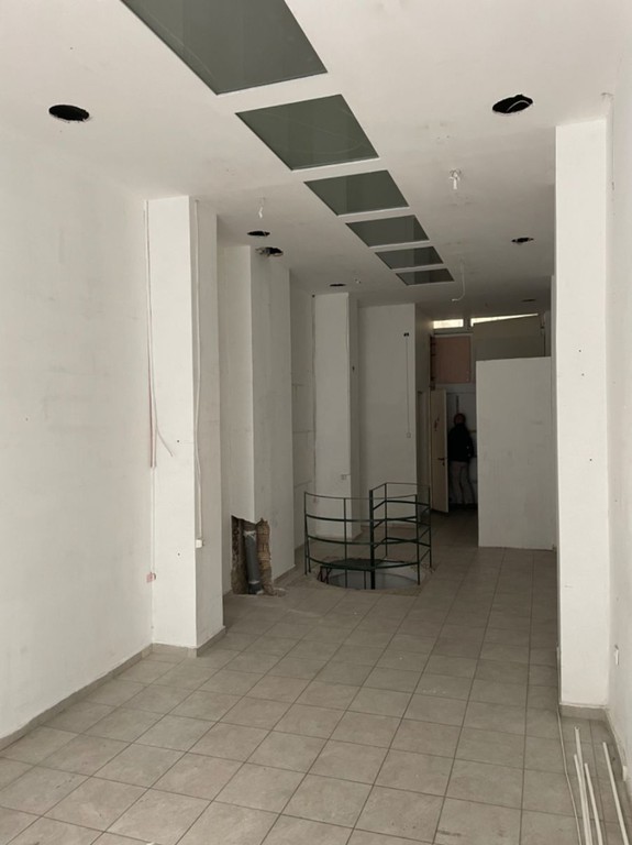 Κατάστημα 80 τ.μ. προς ενοικίαση, Κέντρο Πάτρας