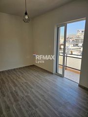 Διαμέρισμα 50 τ.μ. για πώληση, Πειραιάς, Ταμπούρια-thumb-1