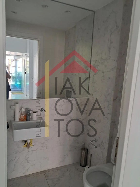 Κατάστημα 85 τ.μ. πρός ενοικίαση, Αθήνα - Νότια Προάστια, Γλυφάδα