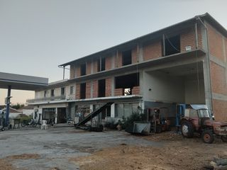 Επιχειρηματικό κτίριο 3.000 τ.μ. για ενοικίαση, Ν. Σερρών, Πετρίτσι-thumb-1