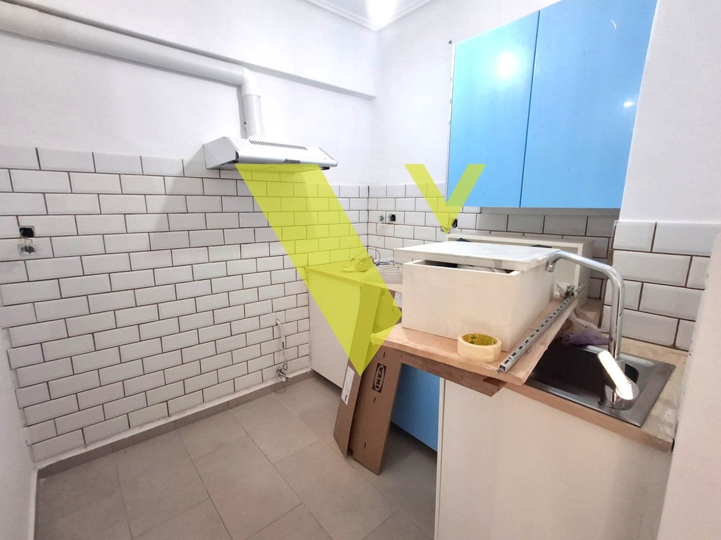 Studio / γκαρσονιέρα 40 τ.μ. πρός ενοικίαση, Αθήνα - Νότια Προάστια, Γλυφάδα