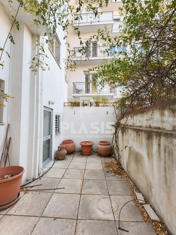 Επιχειρηματικό κτίριο 591 τ.μ. προς πώληση, Μετς - Καλλιμάρμαρο