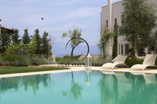 Συγκρότημα διαμερισμάτων 538 τ.μ. προς πώληση, Χαλκίδα-thumb-1
