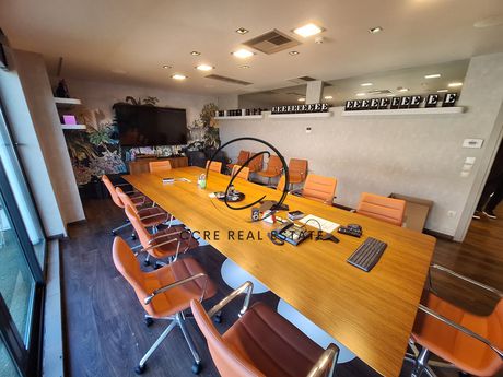 Office 485 sqm for rent